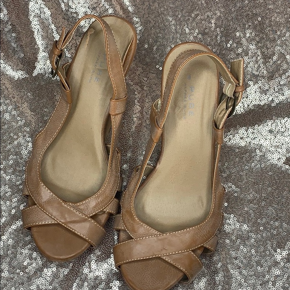 ALFRED SUNG || Pure By Alfred Sung Wedges